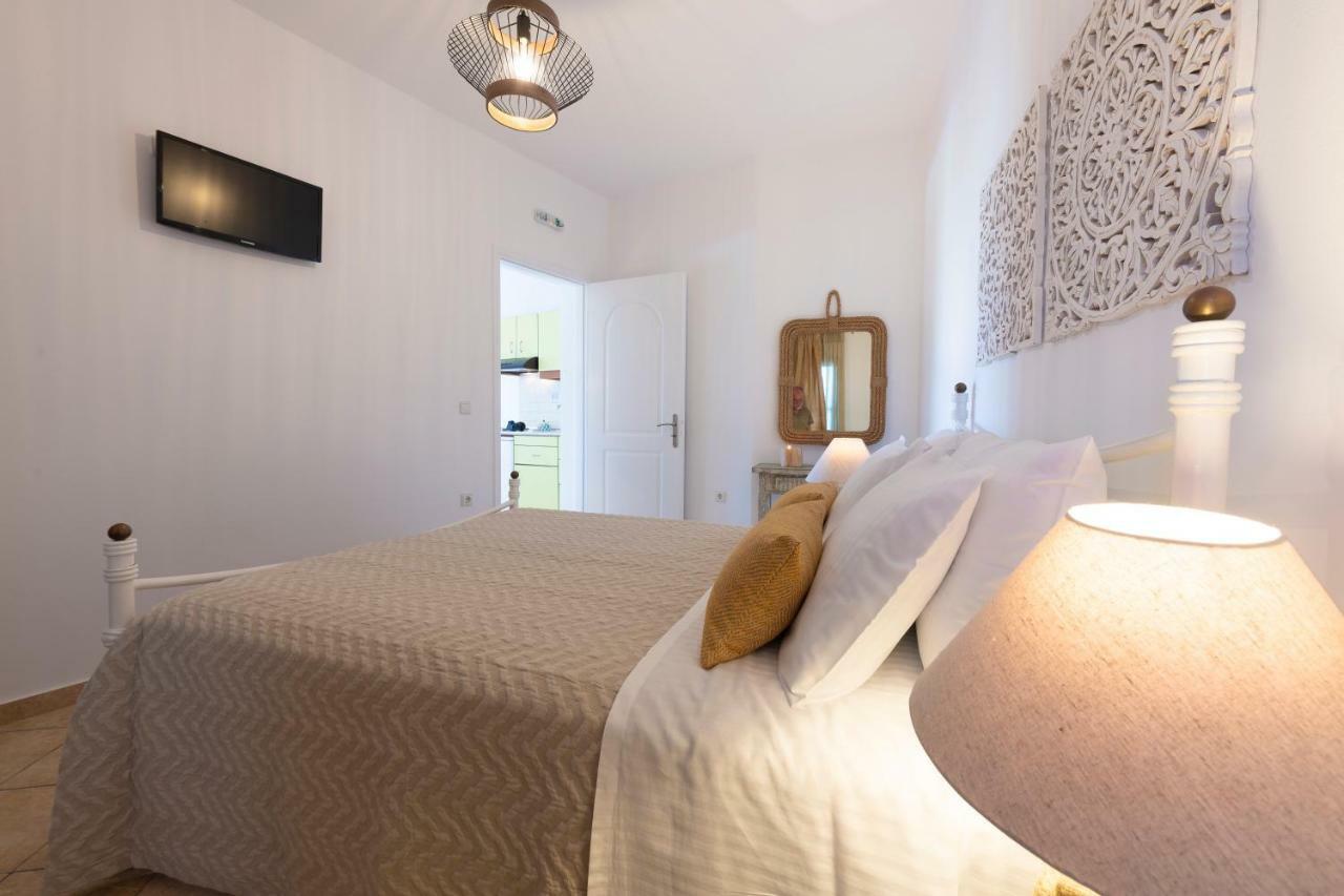 Mirabeli Apartments & Suites Πολλώνια Εξωτερικό φωτογραφία