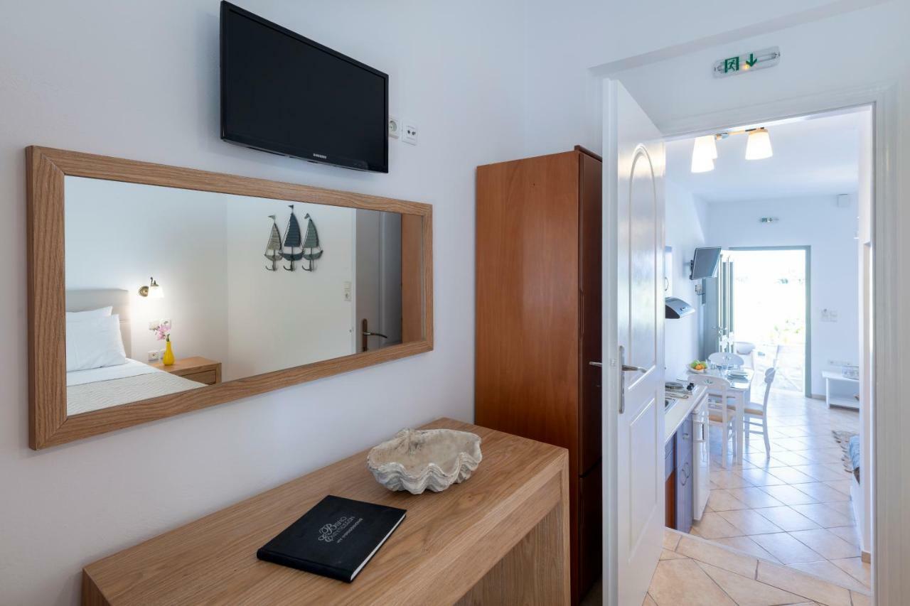 Mirabeli Apartments & Suites Πολλώνια Εξωτερικό φωτογραφία